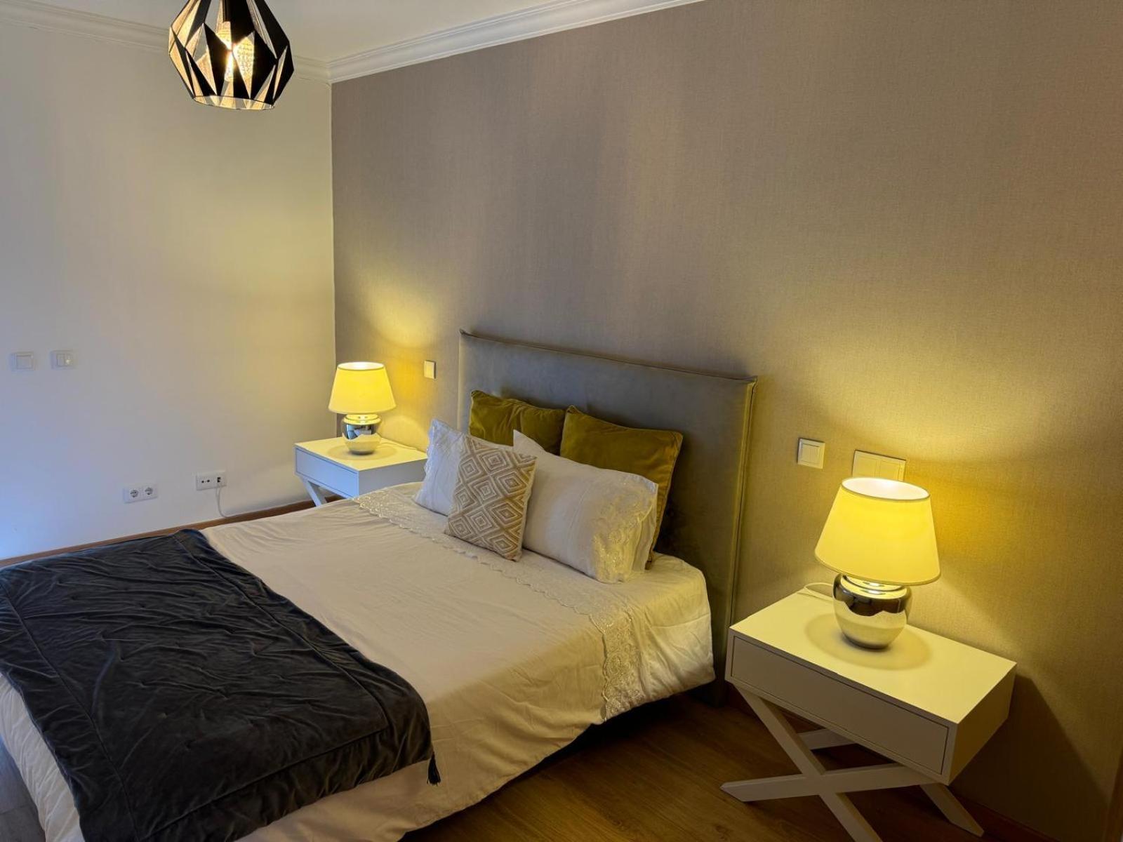 Modern 2 Bed Apartment 5Km Carvoeiro Lagoa  Exteriör bild